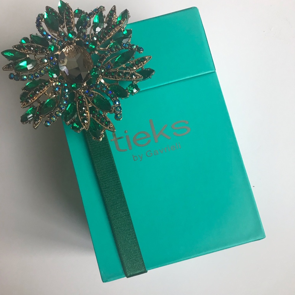 Tieks Box with Emerald Green Flower